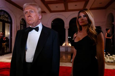 versace supports trump